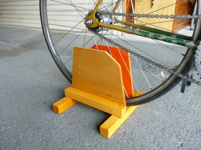 自転車 スタンド diy 木製