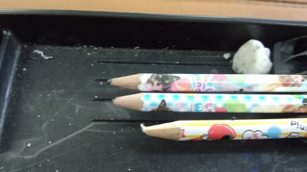 折れた鉛筆だけの筆箱 恭子先生の教室日誌
