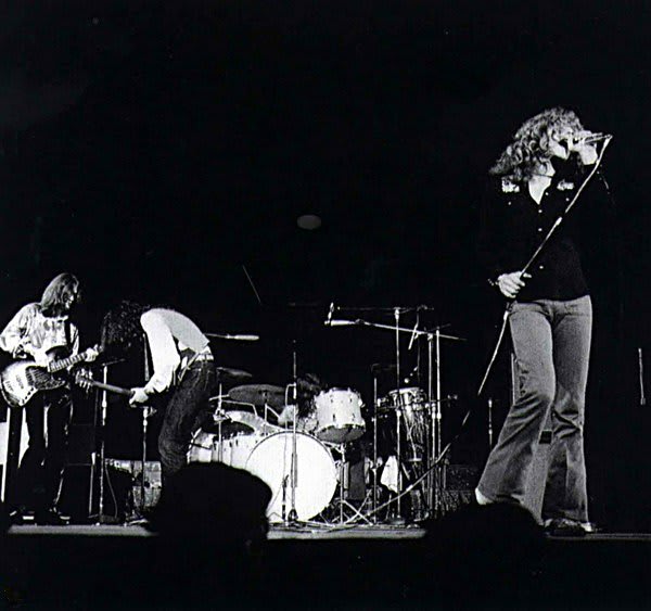 Led Zeppelin 19710929 Osaka, Japan 酒とROCKの日々