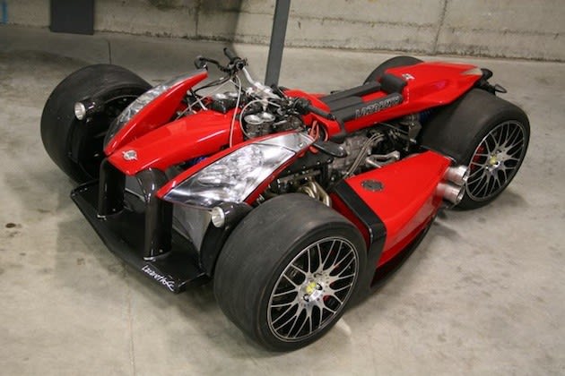 ビデオ フェラーリのv8エンジンを搭載したフランス製 ４輪バイク ワズマ V8f 静電気を除去 水性ag Powerコーティング で頑張るおじさん
