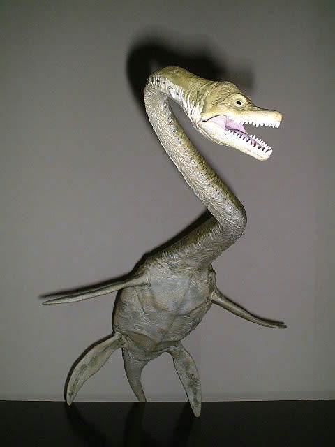 Amazon.co.jp: 希少 Ａタイプ 海洋堂 DINOLAND 松村しのぶ ティラノサウルス 1/20 恐竜 ガレージキット ソフビ 動物 生物  フィギュア : おもちゃ