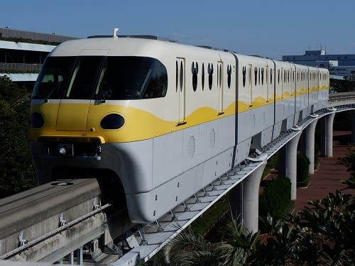 ディズニーリゾートライン10形電車を観察する 町田営業所業務日報