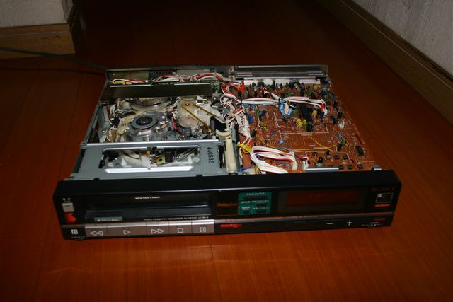 ベータデッキ音が出ず修理断念 - トラブルシューター ベータデッキ音が出ず修理断念 - トラブルシューター