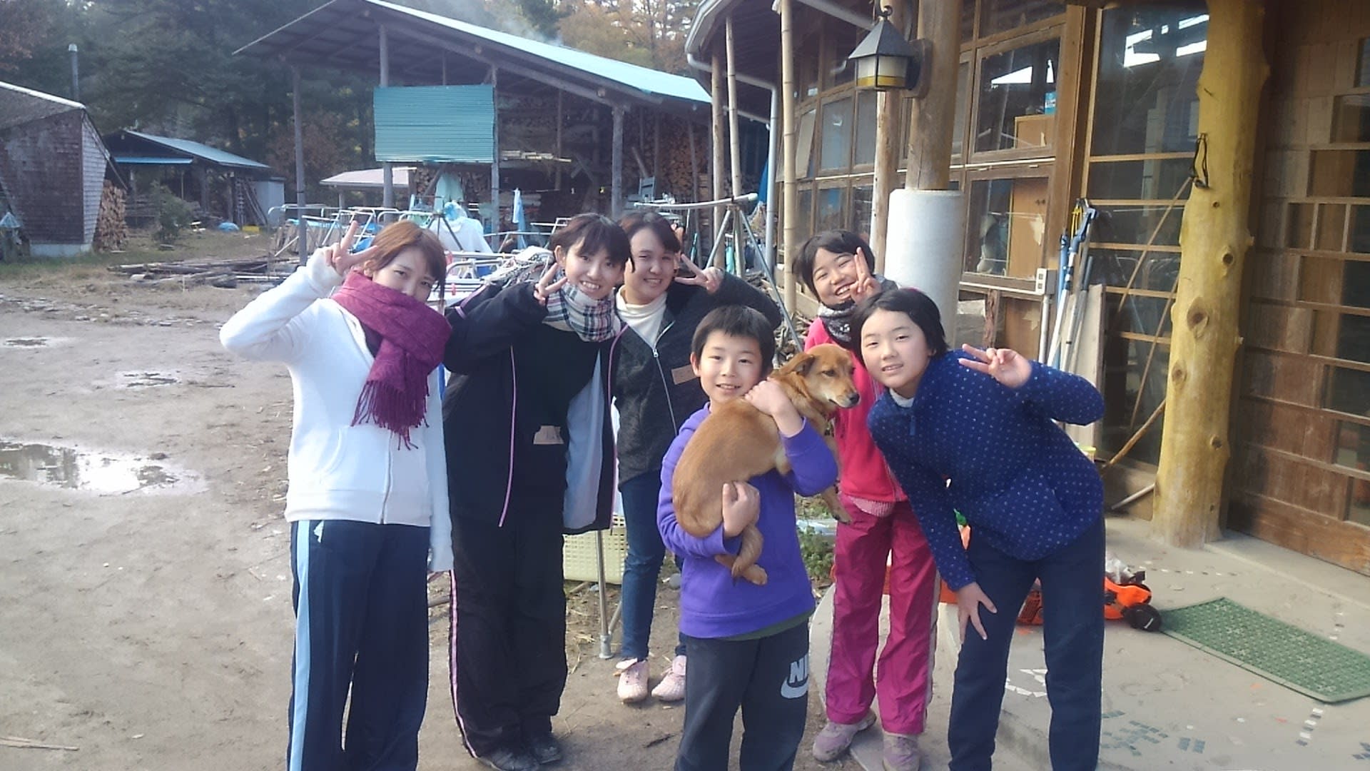泰阜の小学生が 飯田女子短期大学の大学生に講義した わが大地のうた 泰阜の小学生が 飯田女子短期大学の大学生に講義した わが大地のうた