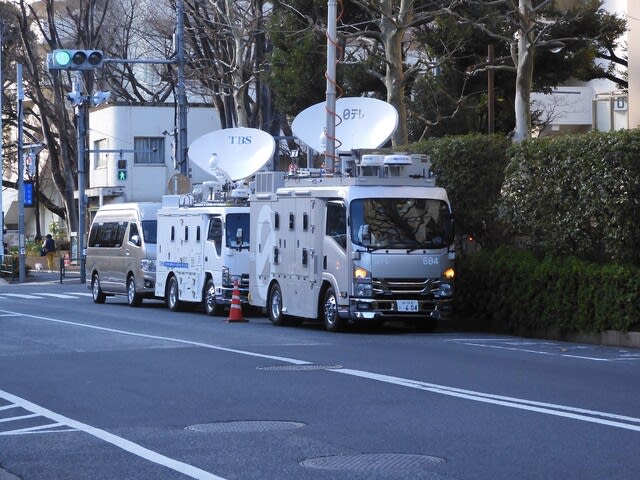 テレビ中継車も衛星通信を利用している 総務省の許認可事業の一つだった 葵から菊へ 東京の戦争遺跡を歩く会the Tokyo War Memorial Walkers