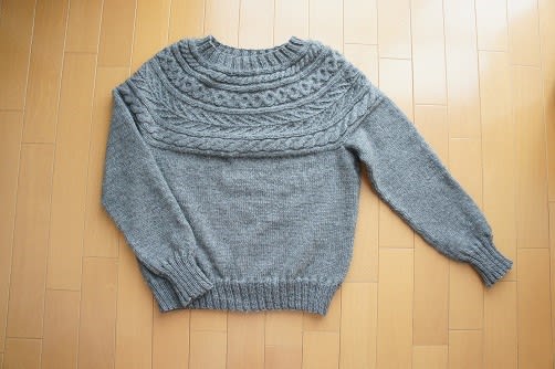 アラン模様のセーター、完成 - tobira