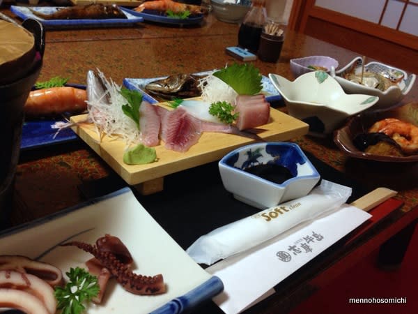 伊勢海老・平目・鮑の大漁舟盛付グルメ ＠ 「味の隠れ宿 活鮮旅館 志摩