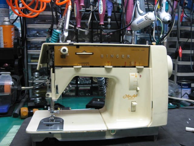 シンガーミシン修理 ＳＩＮＧＥＲ ＭＯＮＡＭＩ ＤＥＬＵＸＥ ３８５ - ミシン修理センター株式会社  https://repair-sewingmachine.com/