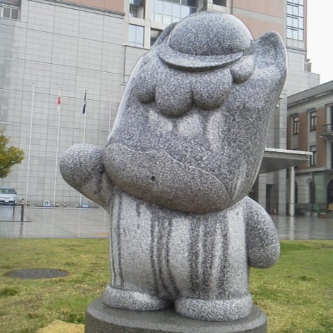 ぐんまちゃん石像の写真です。