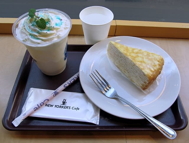 今日のケーキセット ミルクレープ New Yoker S Cafe 高田馬場さかえ通り店 ｊ ｄの備忘録