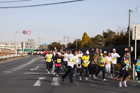 第43回みさとシティハーフマラソン 日本共産党 いなば春男 活動日記