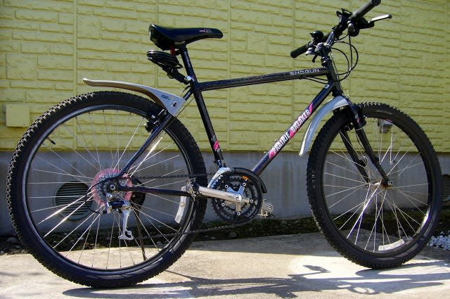愛用のマウンテンバイクはショーグンのプレイリーブレイカー 愛用のマウンテンバイクはショーグンのプレイリーブレイカー