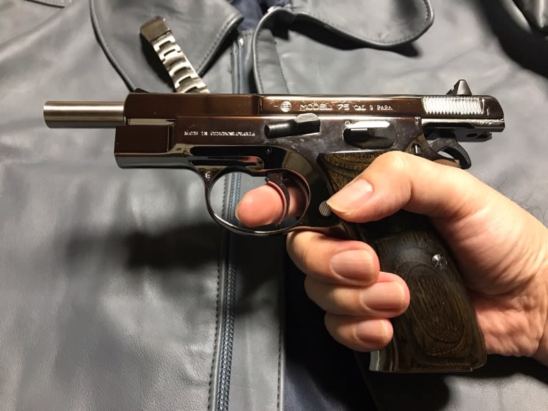 Cz 75 1st Obugyoのまったり生活日記