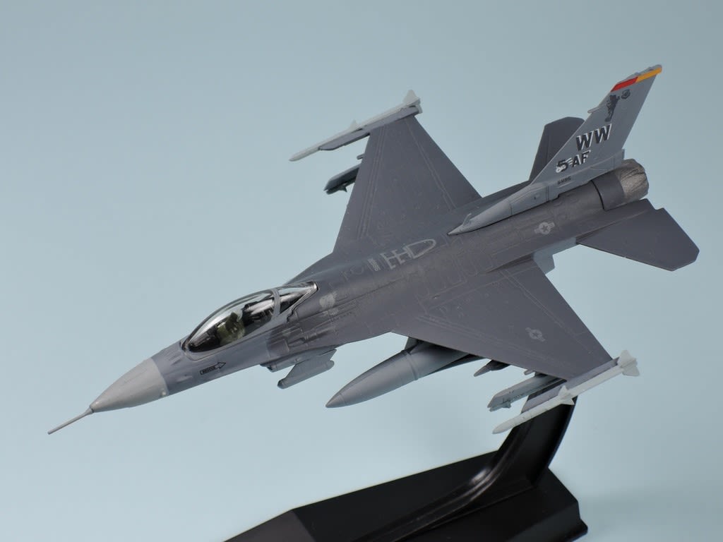 エアファイターコレクションF-16CJファルコン - MINISOL エアファイターコレクションF-16CJファルコン - MINISOL