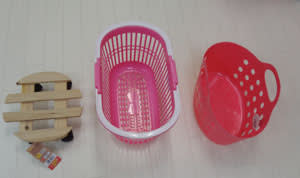 １００円グッズで人形用のベビーカーを作りました 虹色教室通信