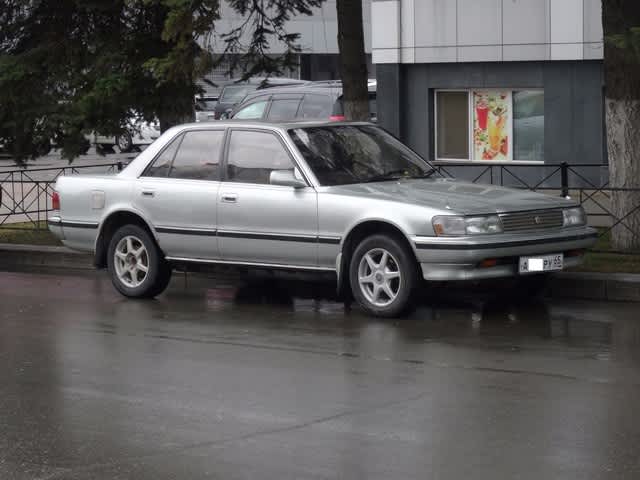 17年9月に樺太で撮影したトヨタ マーク セダン X80型 角グレイスの自動車 鉄道撮影記 17年9月に樺太で撮影したトヨタ マーク セダン X80型 角グレイスの自動車 鉄道撮影記