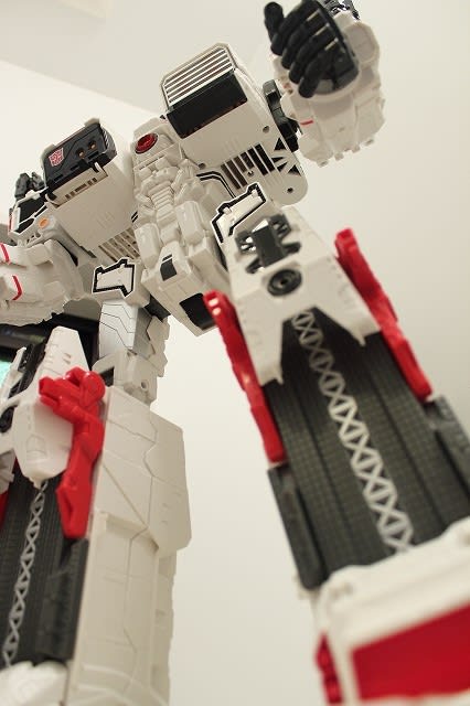 トランスフォーマージェネレーションズ メトロプレックス - 城西 トランスフォーマージェネレーションズ メトロプレックス - 城西