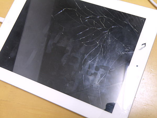 iPad画面の損傷