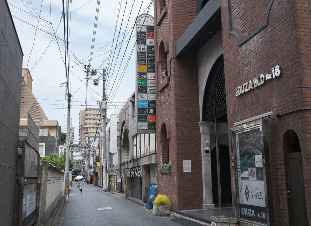FUJIFILM X100V