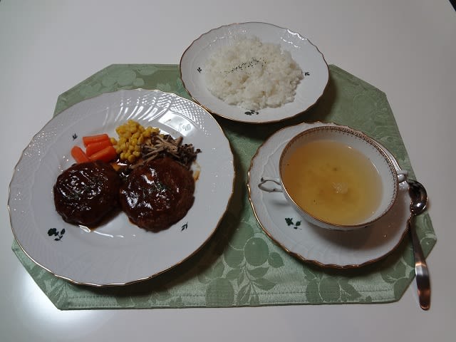 煮込みハンバーグ 徒然なるままに 煮込みハンバーグ 徒然なるままに