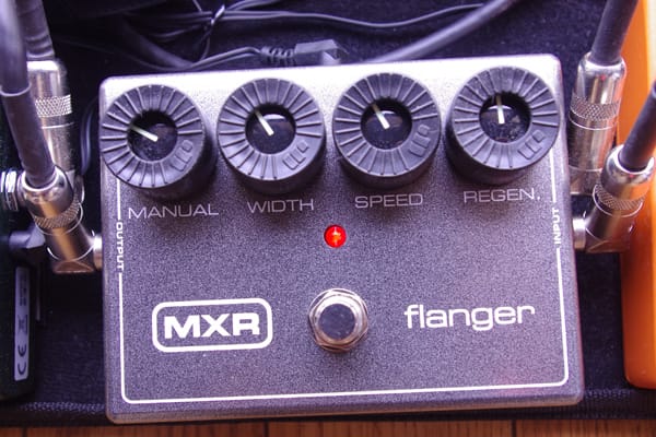 エフェクターボードの中身 Part 6 MXR M-117R flanger - Rock＆Guiter