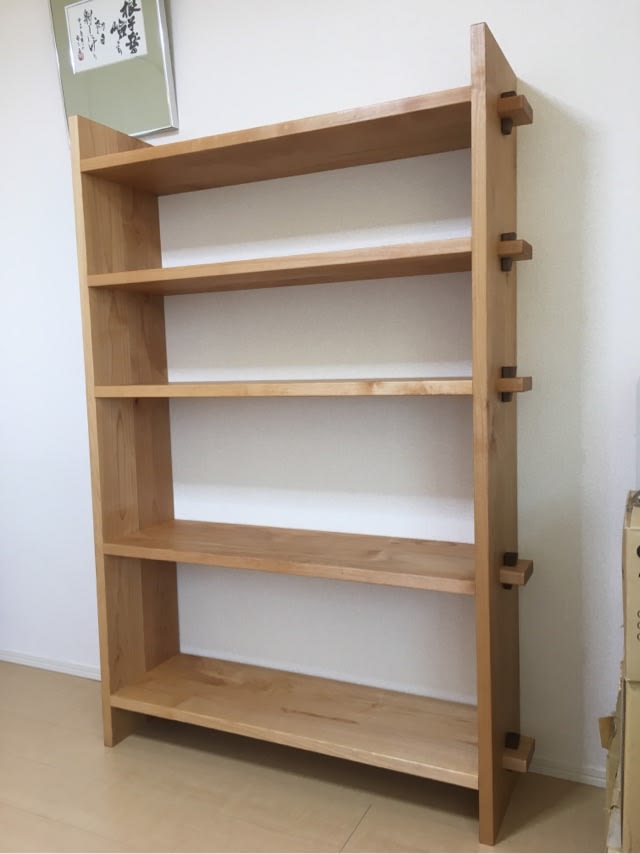 くさび棚の納品 - 木で育む家族の幸せ 木育工房日記 くさび棚の納品 - 木で育む家族の幸せ 木育工房日記