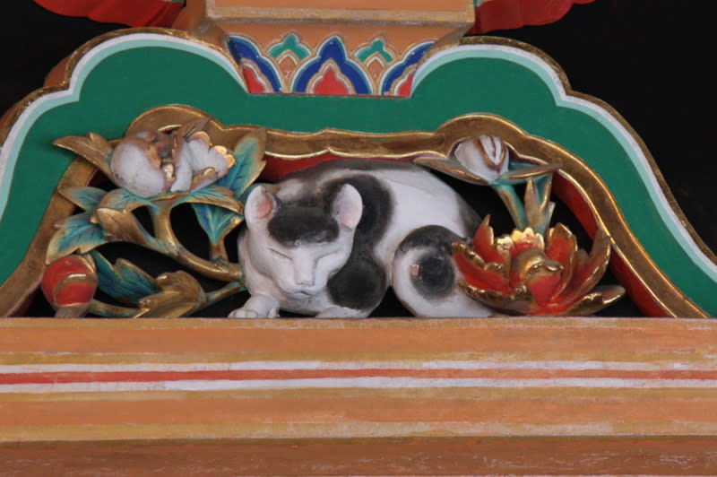 日光東照宮 眠り猫と天女舞楽の図 気ままな老いカメ