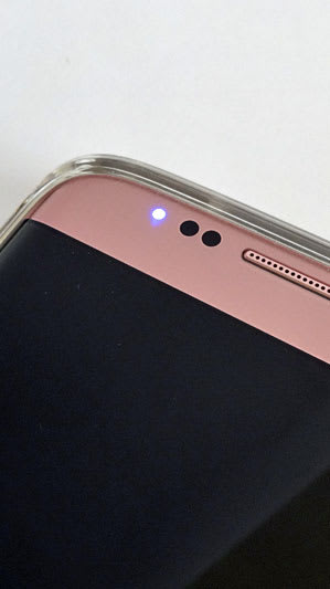 Galaxy S7 edgeのAlways On Displayと通知機能を見る - At First