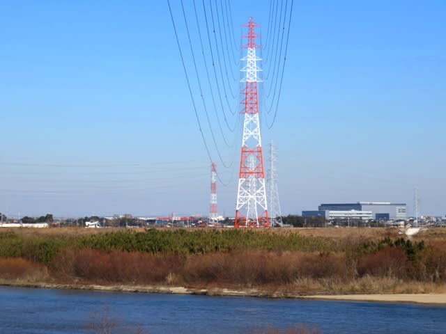 高圧送電用鉄塔の画像