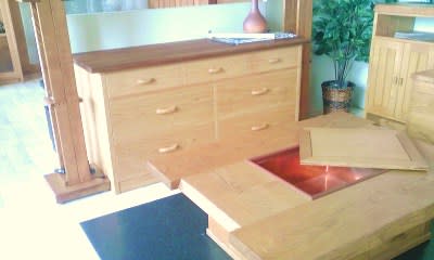 栗の木の無垢家具 色の変化 艶の出かたを楽しんで欲しい 一枚板と木の家具の専門店 M S Furniture In 滋賀