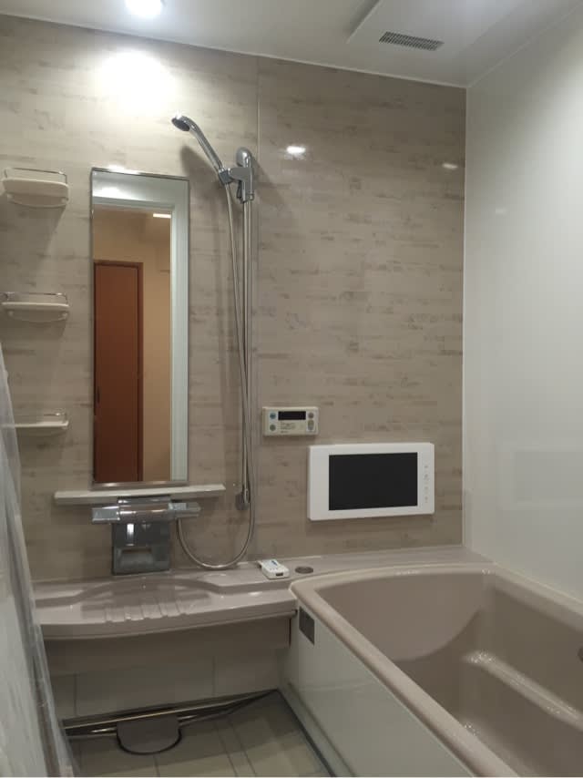 大型テレビが付いたユニットバス 株 東都ホーム日記 大型テレビが付いたユニットバス 株 東都ホーム日記