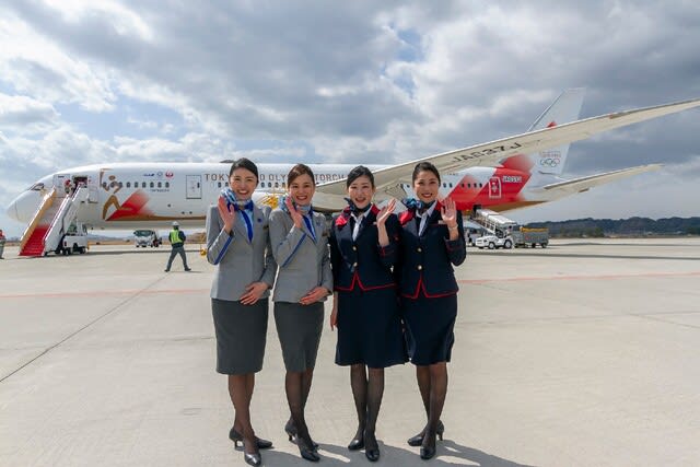 JALとANA、聖火特別輸送機「TOKYO 2020号」グッズのキャンペーン 