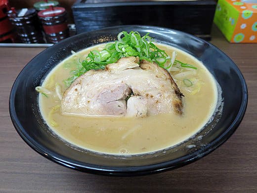 味噌之達人 箕面本店・みそたつらぁ麺