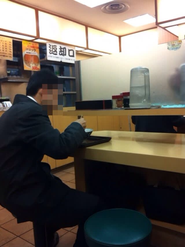 八重洲 「梅もと 八重洲店」 立ち喰い Style 八重洲 「梅もと 八重洲店」 立ち喰い Style