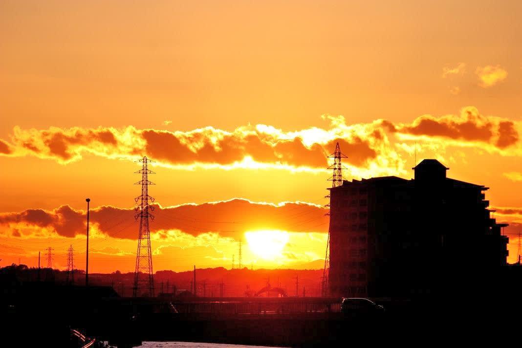 秋の夕日は・・・の画像