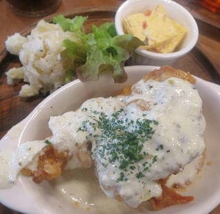 なかなかイケテル伊丹グリル Butataroの岡山グルメ紀行