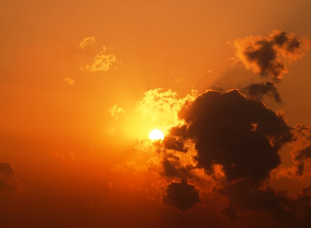 冬の空 雲 夕陽 癒しの音楽家でーす ありがとうございま す