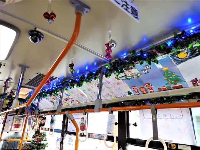 2020 12 12 横浜市営バスのクリスマス仕様路線バスはぶっ飛んでる 当たったらきっとサンタさんが来るのだ 今日のころころこころ 2020 12 12 横浜市営バスのクリスマス仕様路線バスはぶっ飛んでる 当たったらきっとサンタさんが来るのだ 今日のころころこころ