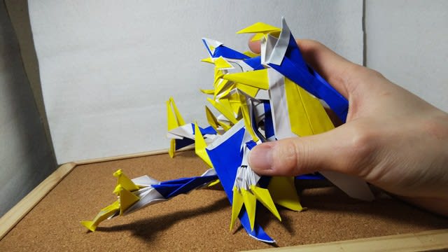 ペーパークラフト ブルードラゴンver19 2 Papercraft Blue Dragon 先日の作品 そして17年6月から今 折り紙の技術と道具を持って ペーパークラフト 折り紙技術 アマチュア 人生の素人 折師 の記録 ゲームネタプレイ