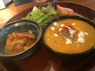 谷町六丁目 谷六界隈で ひとりでも気軽に入れるインドカレーのお店 スパイス酒場aama じょなさんのひみつきち