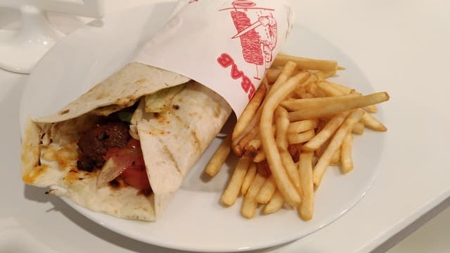 ケバブのスタイルについて語ってみた Part 1 ピタパンとトルティーヤ メルツのドネルケバブログ ケバブのスタイルについて語ってみた Part 1 ピタパンとトルティーヤ メルツのドネルケバブログ