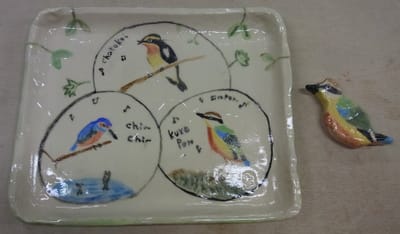 野鳥の皿と八色鳥の箸置き