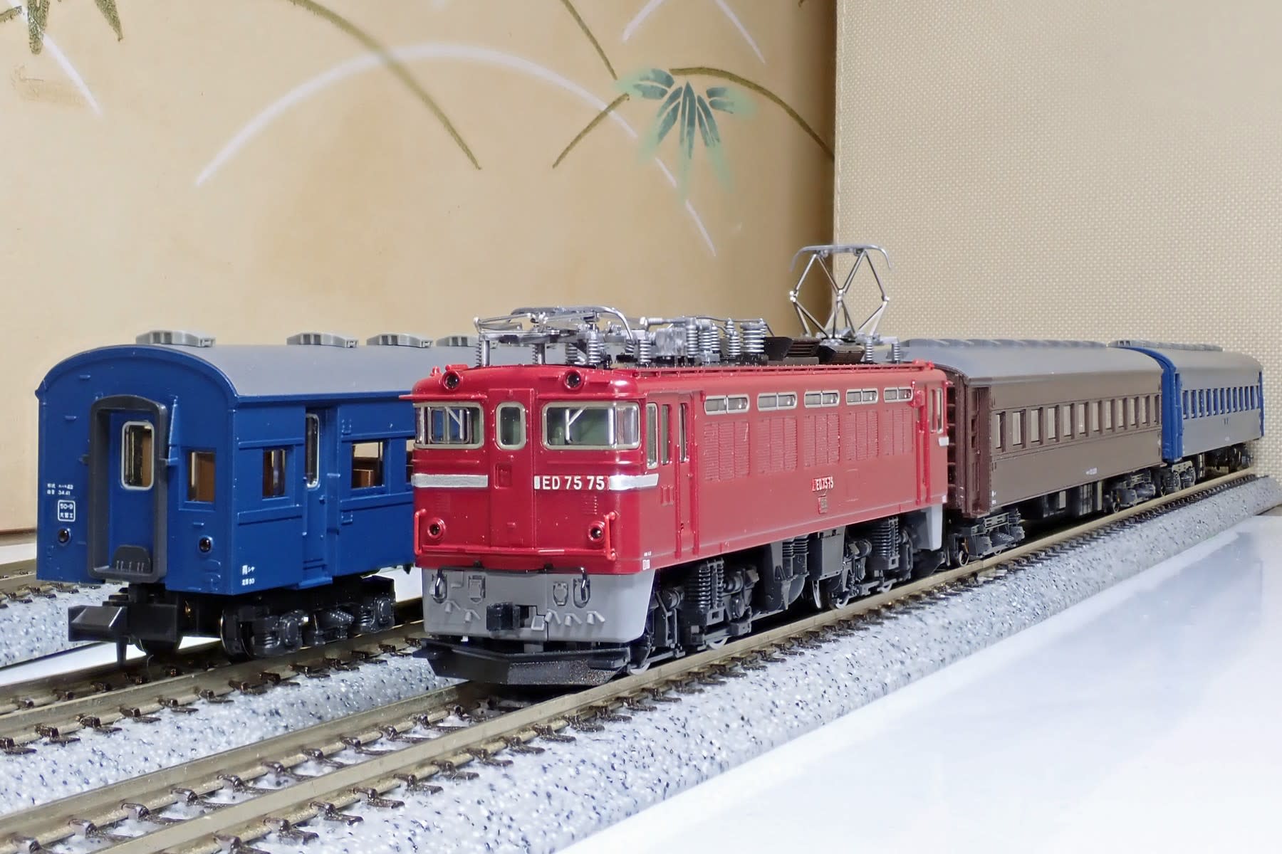 TOMIX 98712 旧型客車(東北本線普通列車) 7140 ED75 鉄道模型 完売アイテム