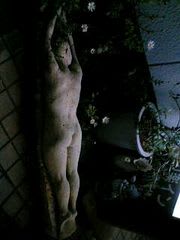 横たわる裸女子 写真は横向きでご覧下さい 我輩は犬である 横たわる裸女子 写真は横向きでご覧下さい 我輩は犬である