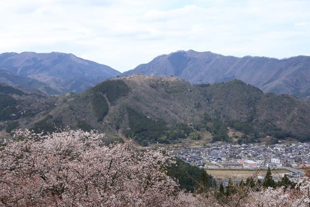 立雲峡から竹田城跡を見る 移りゆく日々 四季