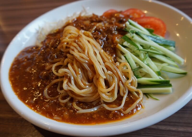 東昇餃子宴 東千葉 茹だる夏に食べたい ジャージャー麺 と絶品餃子 Dr Keiの研究室2 Contemplation Of The B L U E 東昇餃子宴 東千葉 茹だる夏に食べたい ジャージャー麺 と絶品餃子 Dr Keiの研究室2 Contemplation Of The B L U E