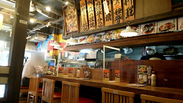 磯丸水産伊勢佐木町店:店内
