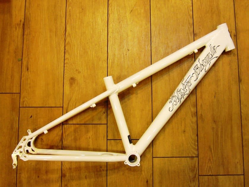 INZIST TRUE Sサイズ