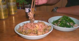 イタドリの炒め煮と花ニラと豚肉の炒め煮