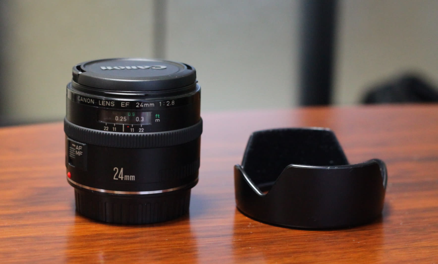 Canon EF 24mm F2.8 レンズ - はとはんのブログ